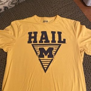 AE Tailgate Men’s Hail Michigan T-shirt